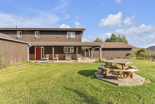 $799,000 | 915 Turnpike Road, Washington, VT 05675