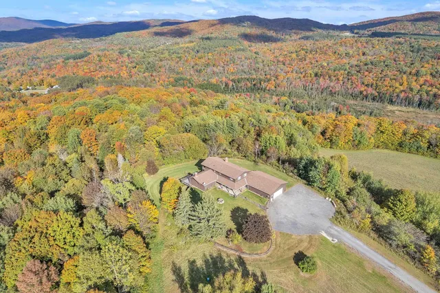 $799,000 | 915 Turnpike Road, Washington, VT 05675