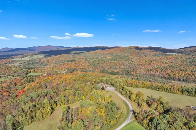 $799,000 | 915 Turnpike Road, Washington, VT 05675