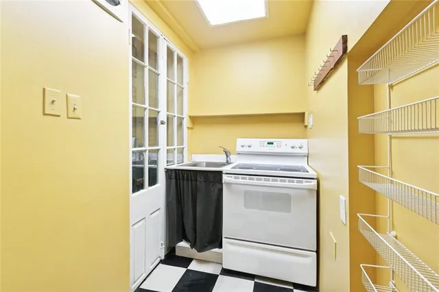 $1,500 | 1227 Chartres Street, Unit 1A, New Orleans, LA 70116