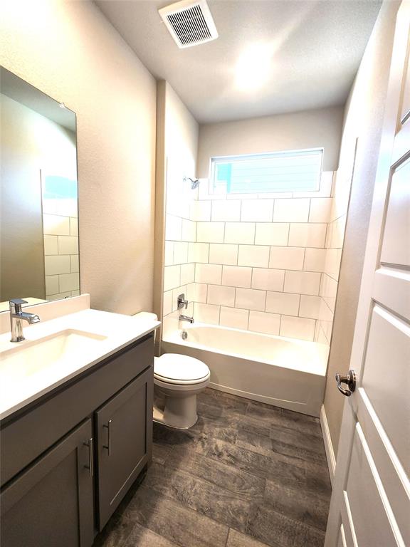 1521 Razorbill Road Denton, TX 76205 - Photo 7 of 35