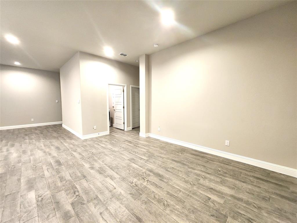 1521 Razorbill Road Denton, TX 76205 - Photo 10 of 35