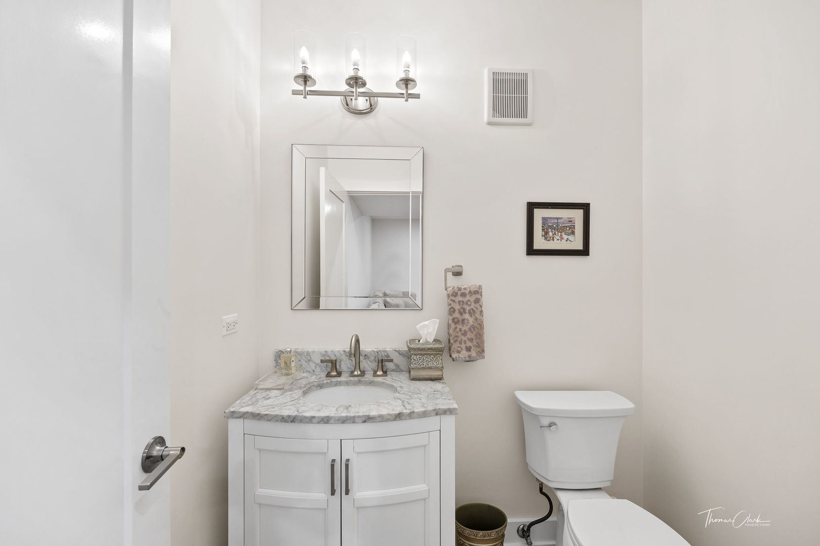 4720 Cumnor Road Downers Grove, IL 60515 - Photo 39 of 57 a bathroom with a granite countertop toilet a sink and a mirror