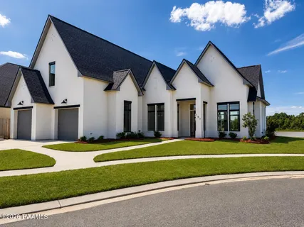 $709,900 | 107 Sugar Cane Palm Circle, Broussard, LA 70592