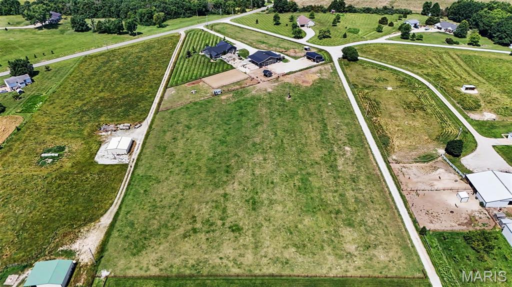 219 Fieth Road Troy, MO 63379 - Photo 10 of 90