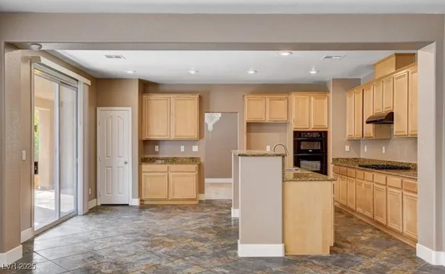 $2,800 | 757 Secret London Avenue, Las Vegas, NV 89178