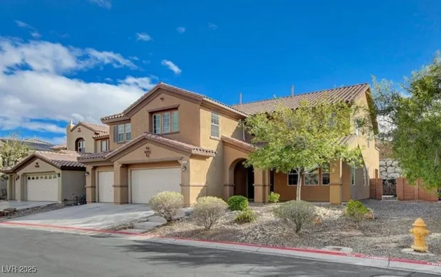 $2,800 | 757 Secret London Avenue, Las Vegas, NV 89178