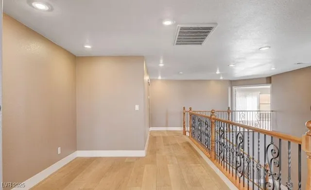 $2,800 | 757 Secret London Avenue, Las Vegas, NV 89178