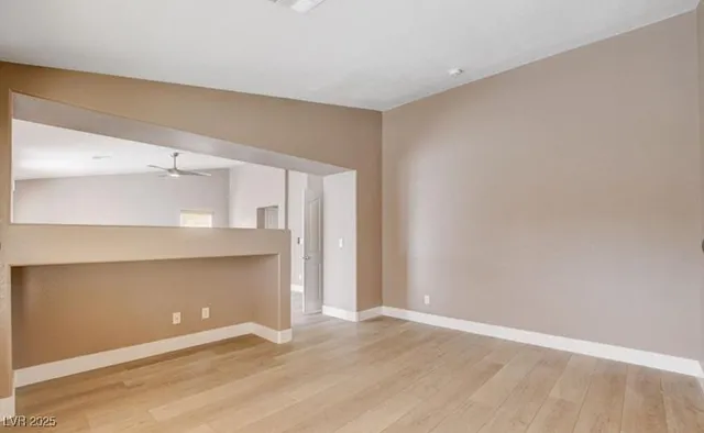 $2,800 | 757 Secret London Avenue, Las Vegas, NV 89178