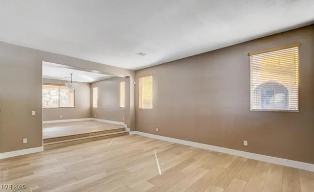 $2,800 | 757 Secret London Avenue, Las Vegas, NV 89178