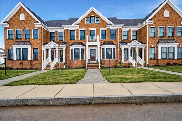 $675,000 | 45 Watermark Landing East, Brighton, NY 14618