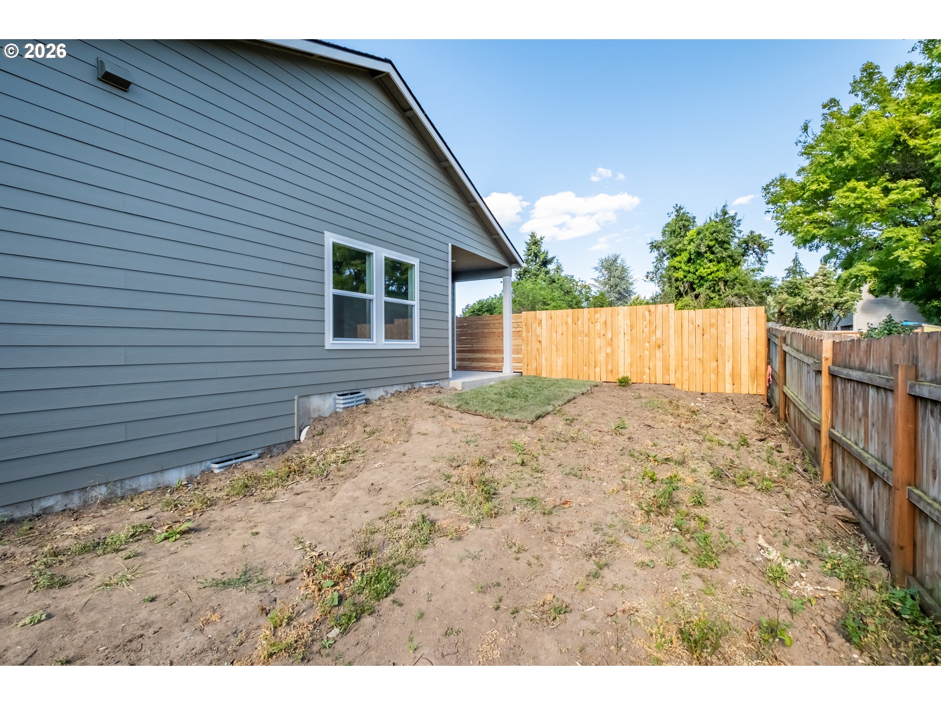 730 East Elmore Street Lebanon, OR 97355 - Photo 35 of 40