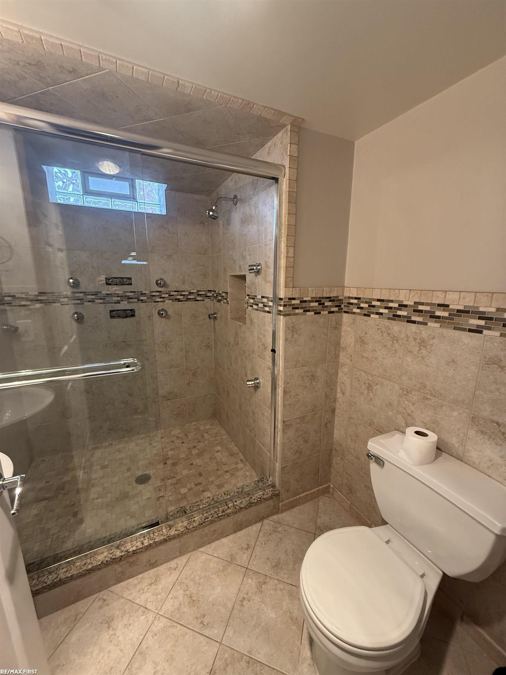 17851 Rainbow Road Fraser, MI 48026 - Photo 18 of 26