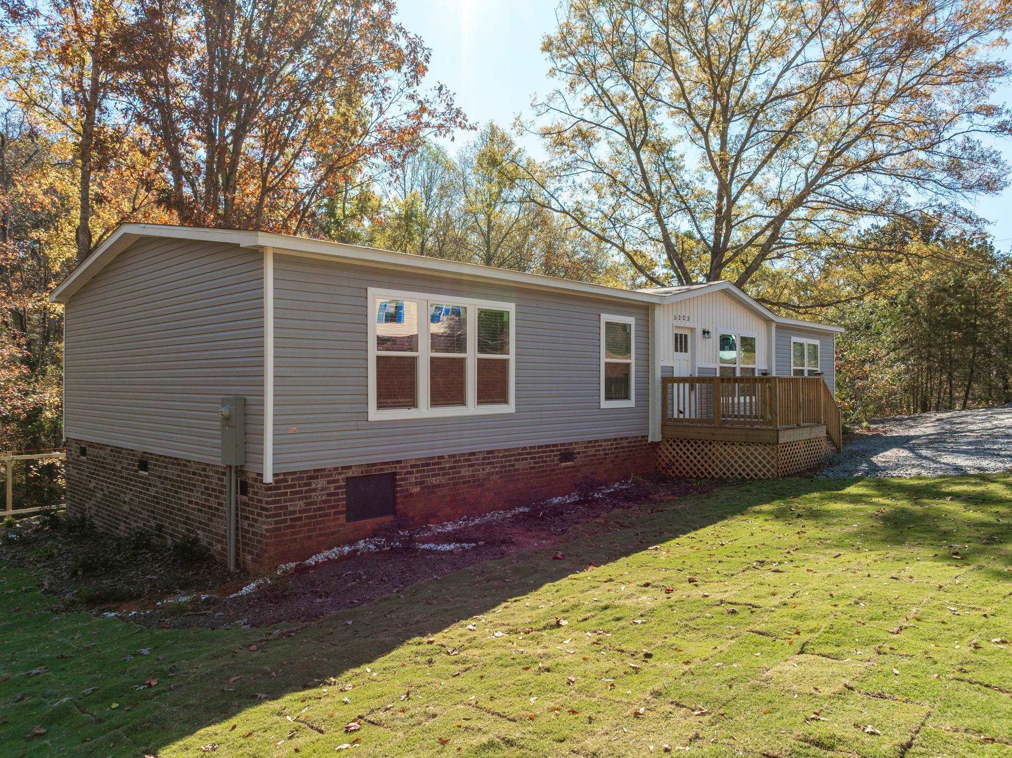 5223 Highway 11 Inman, SC 29349 - Photo 5 of 46
