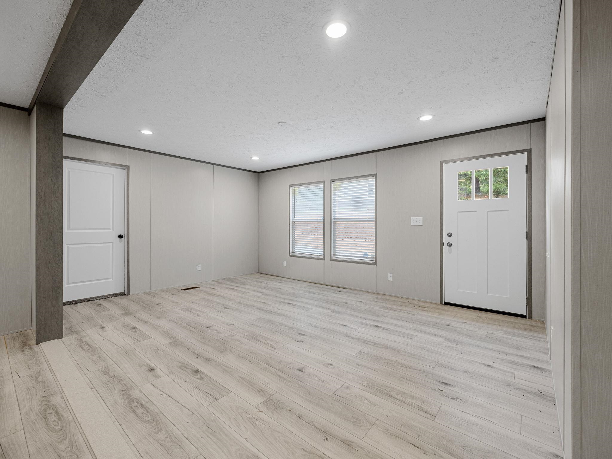 5223 Highway 11 Inman, SC 29349 - Photo 8 of 46