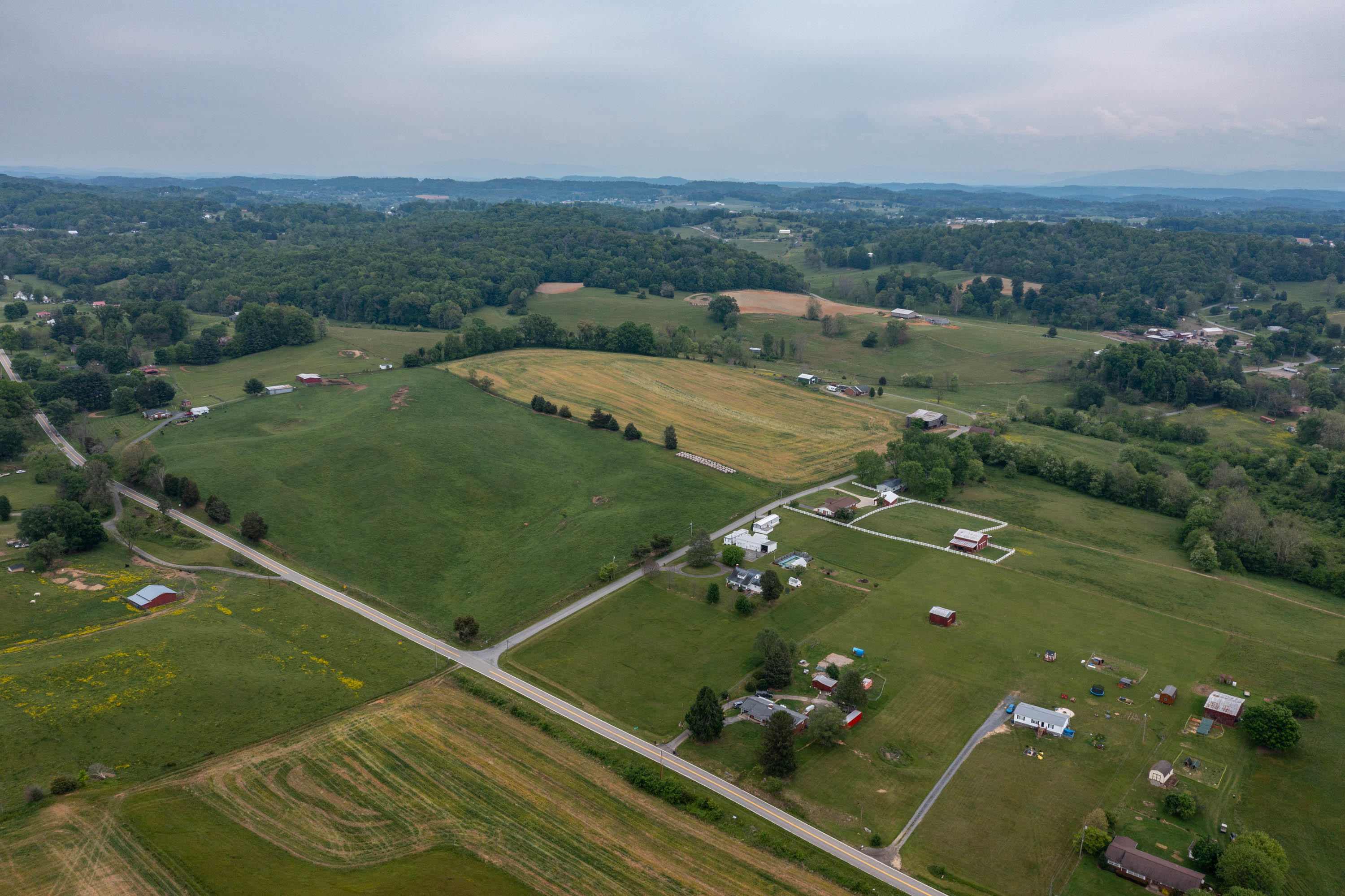 110 Tucker Hollow Road West Fall Branch, TN 37656 - Photo 54 of 57 110 Tucker Hollow Rd-13
