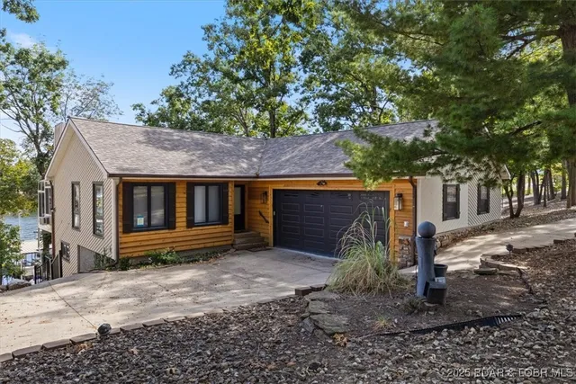 $629,000 | 1125 Anemone Road, Four Seasons, MO 65049