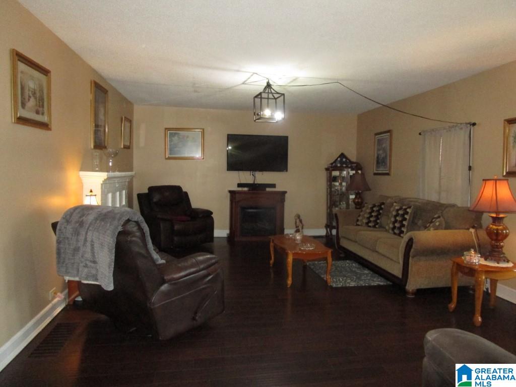 162 Commerce Avenue Dora, AL 35062 - Photo 3 of 27