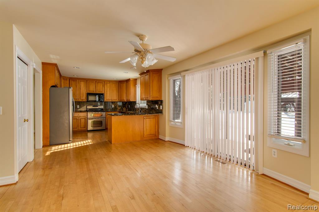 880 Michelson Road Rochester Hills, MI 48307 - Photo 10 of 40
