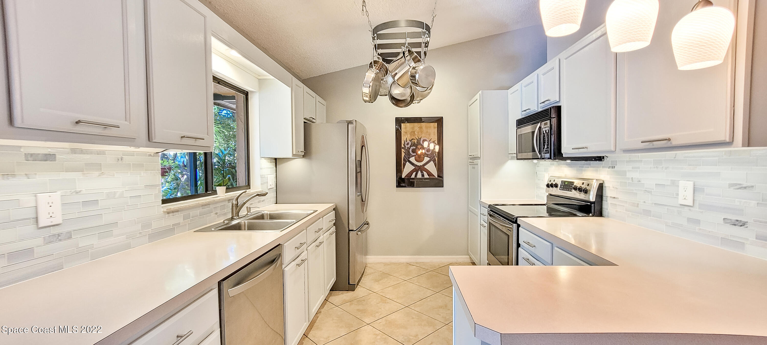 845 Raintree Avenue Rockledge, FL 32955 - Photo 11 of 78 1-27