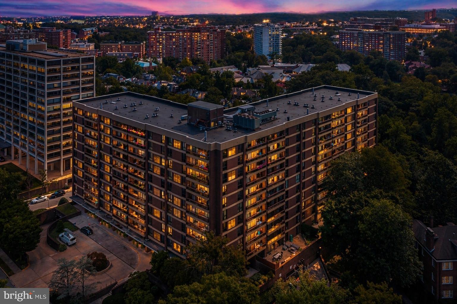 4100 North Charles Street, Unit 1010 Baltimore, MD 21218 - Photo 9 of 73 The Winthrop House at Twilight!