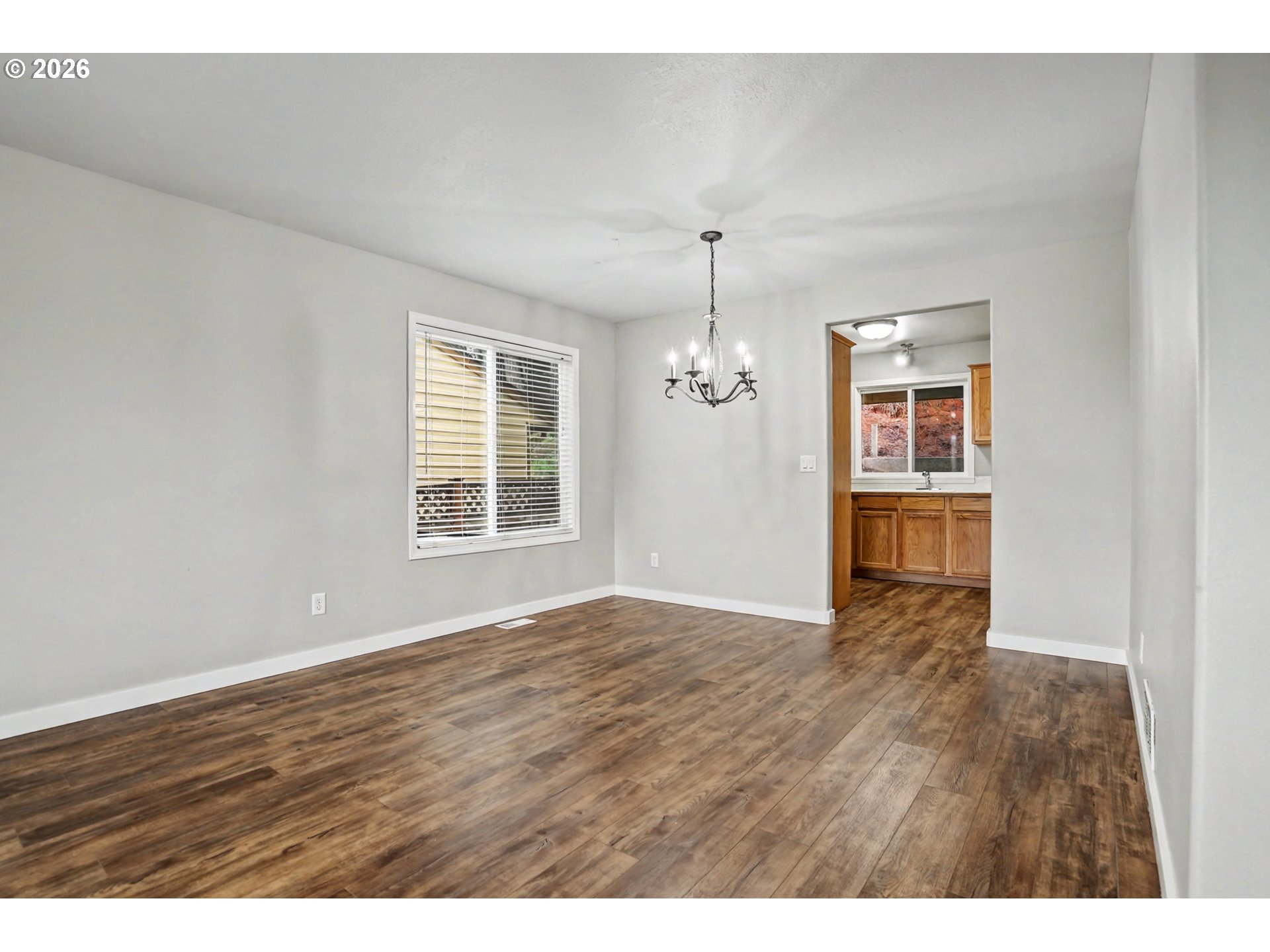 6049 Fircrest Street Southeast Salem, OR 97306 - Photo 11 of 44