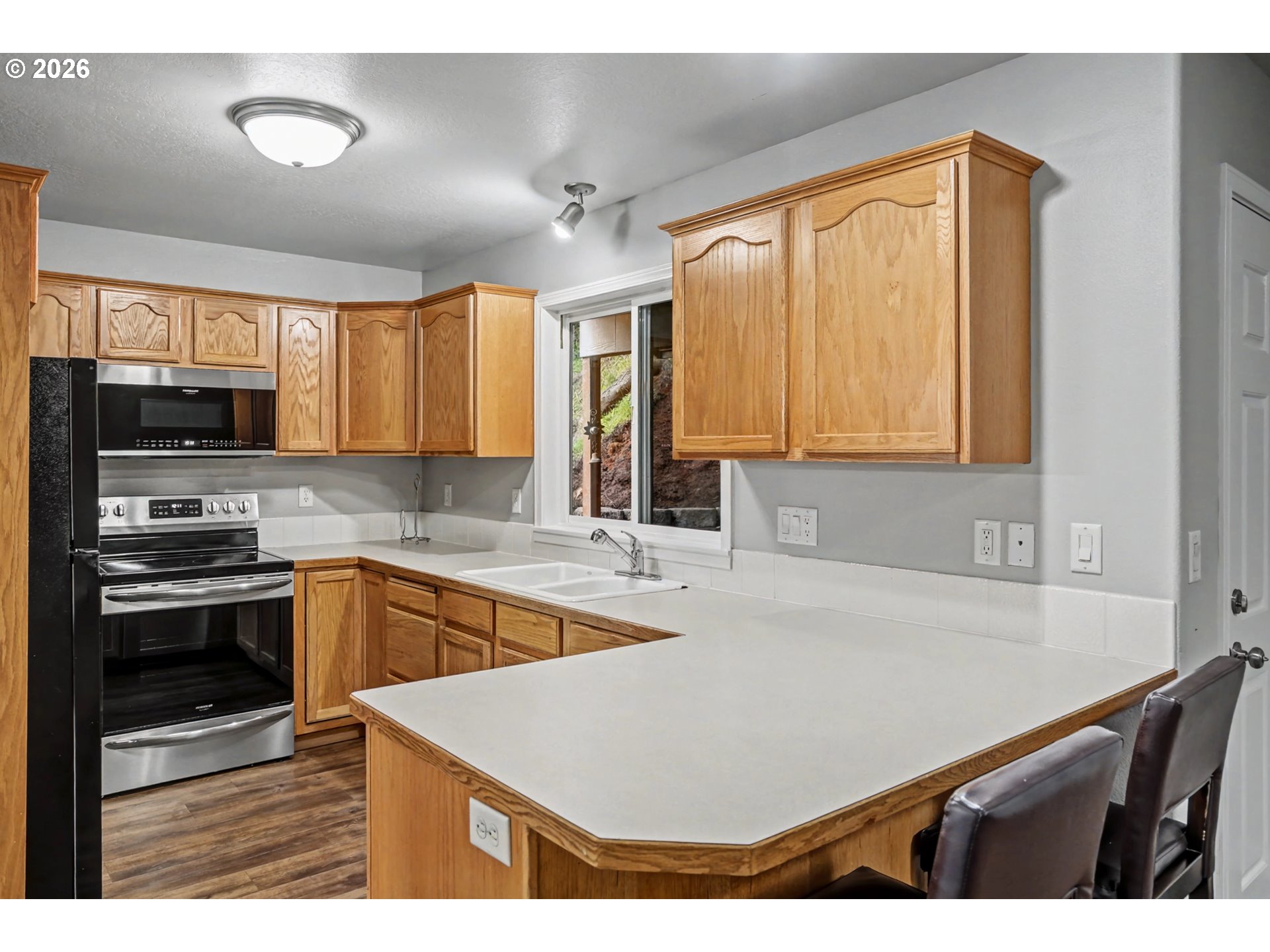 6049 Fircrest Street Southeast Salem, OR 97306 - Photo 14 of 44