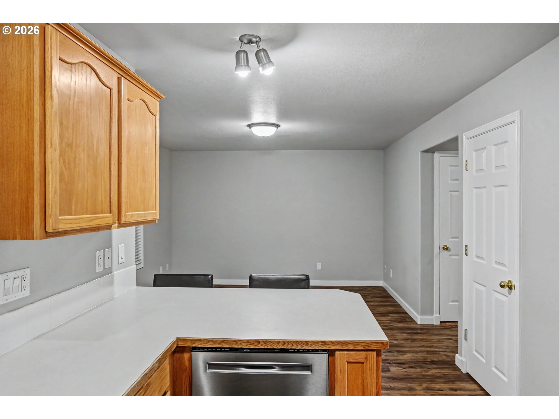 6049 Fircrest Street Southeast Salem, OR 97306 - Photo 17 of 44