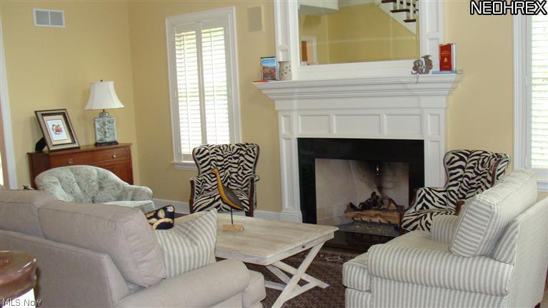 400 Riverside Court, Unit 2 Poland, OH 44514 - Photo 6 of 22 Gallery Image 6