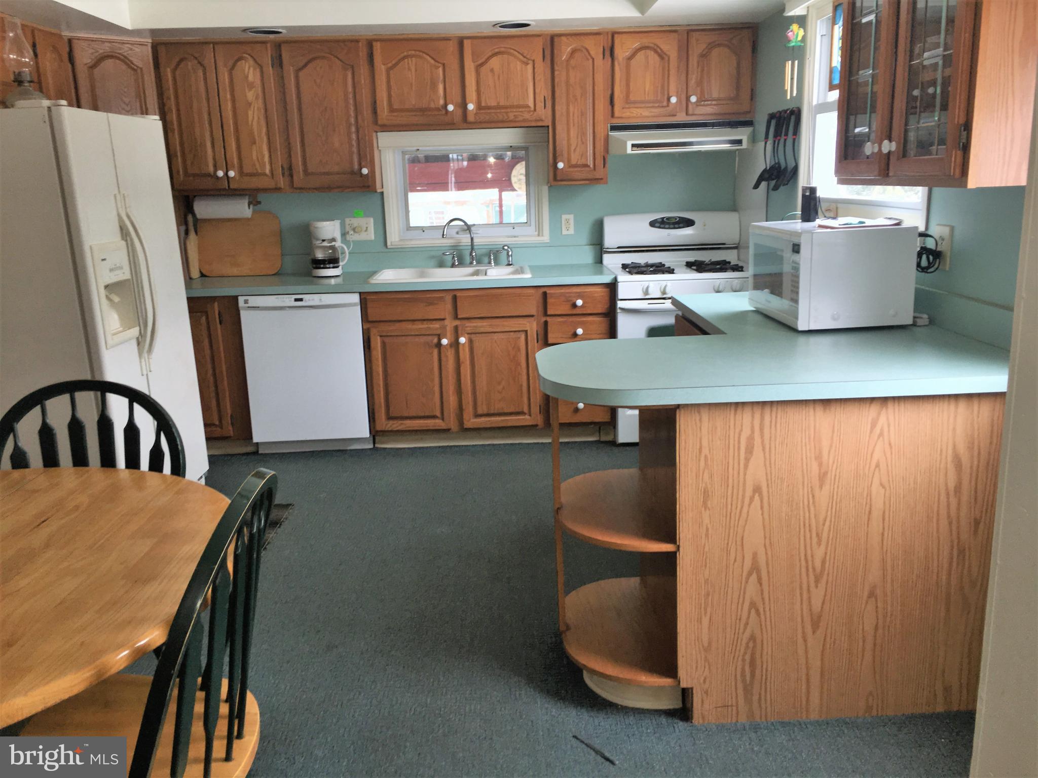 906 Rutledge Avenue Horsham, PA 19044 - Photo 3 of 18 Gallery Image 3