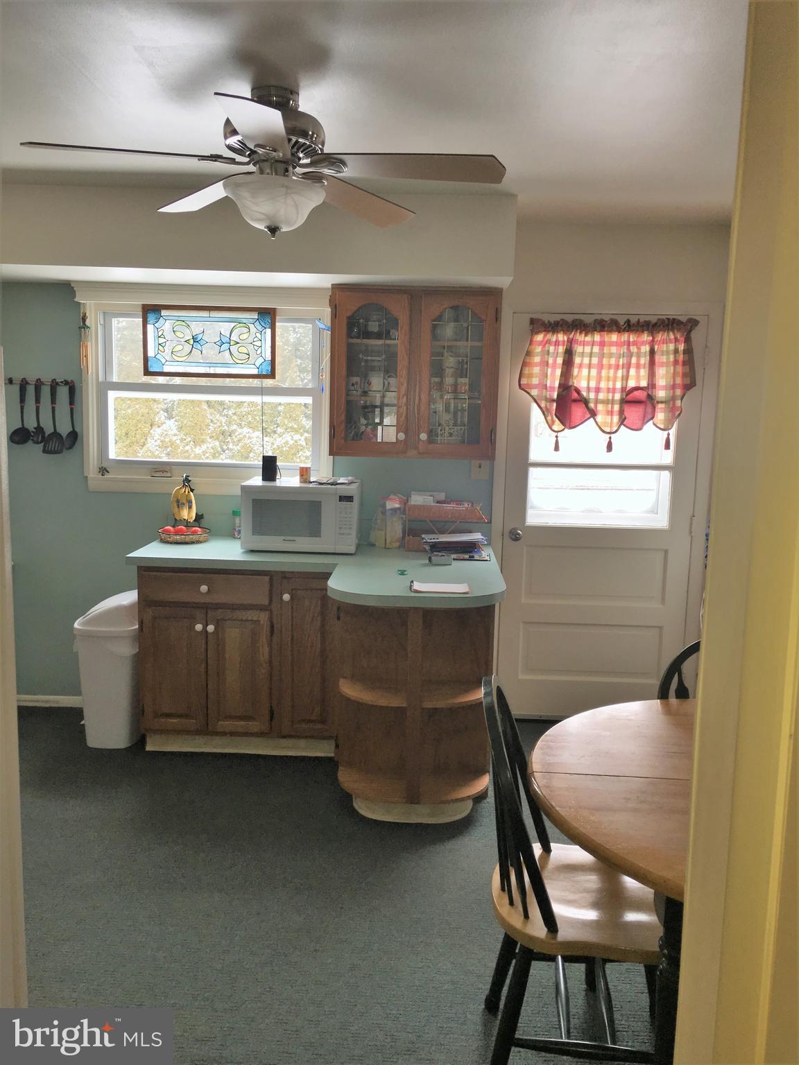 906 Rutledge Avenue Horsham, PA 19044 - Photo 4 of 18 Gallery Image 4