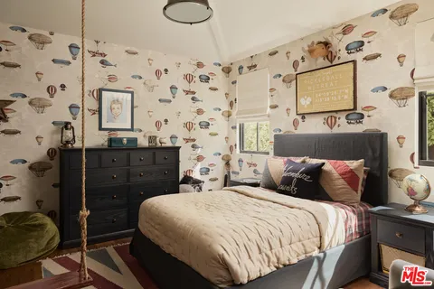 $4,395,000 | 2835 Westbrook Avenue, Los Angeles, CA 90046