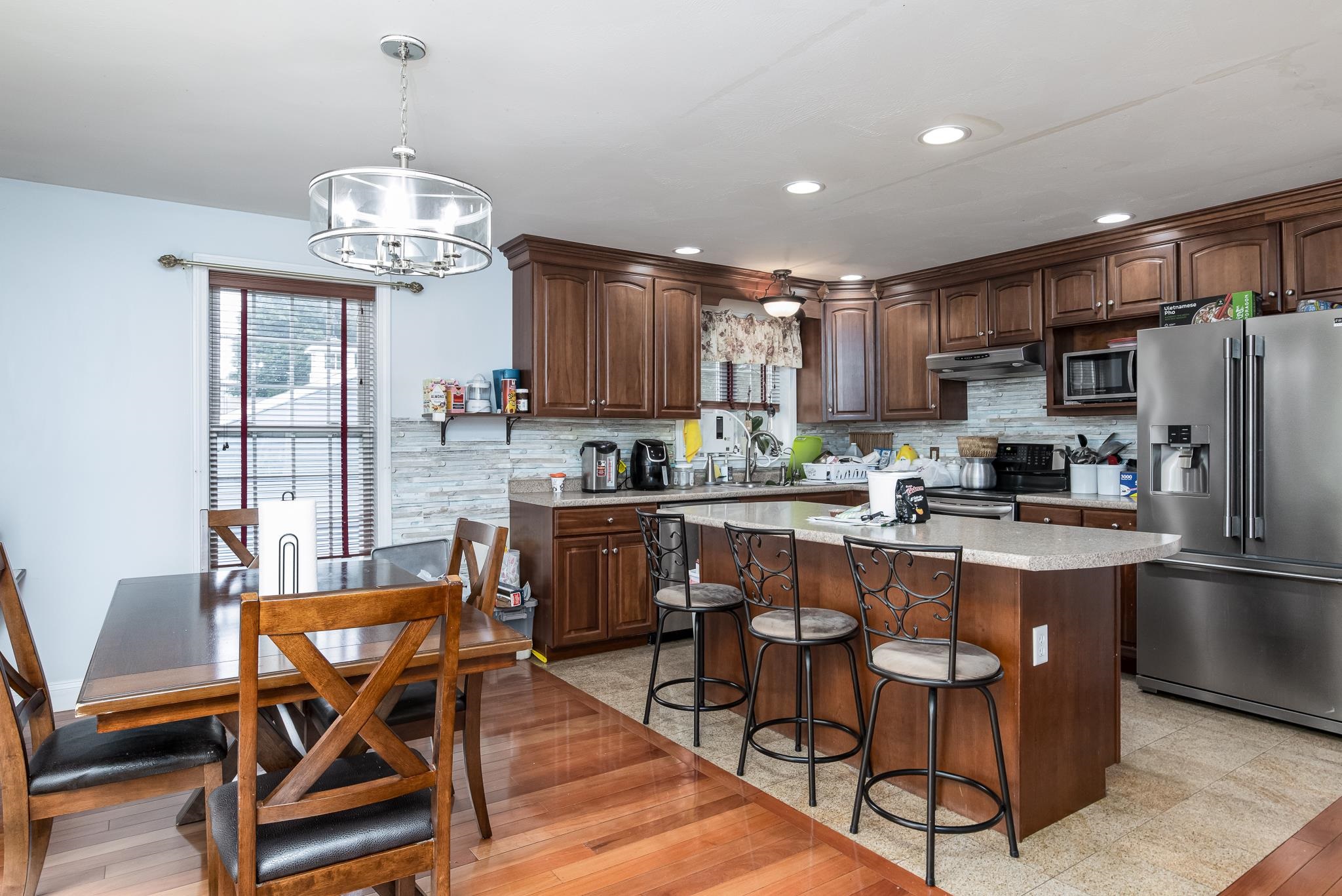 160 South Elm Street Manchester, NH 03103 - Photo 2 of 40