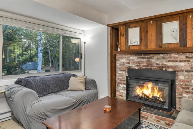 $360,000 | 18 Condo Road, Unit 1, Campton, NH 03223