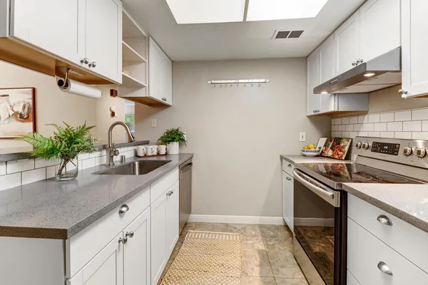 $533,500 | 2317 East 8th Street, Davis, CA 95618