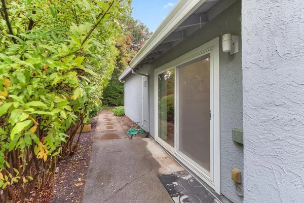 $533,500 | 2317 East 8th Street, Davis, CA 95618