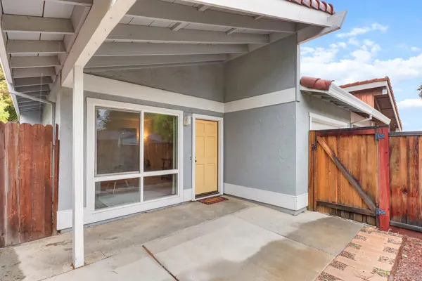 $533,500 | 2317 East 8th Street, Davis, CA 95618