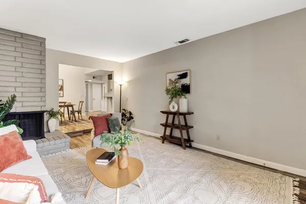 $533,500 | 2317 East 8th Street, Davis, CA 95618