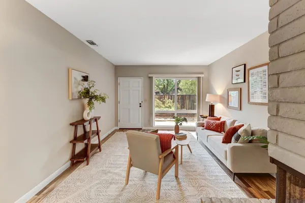 $533,500 | 2317 East 8th Street, Davis, CA 95618