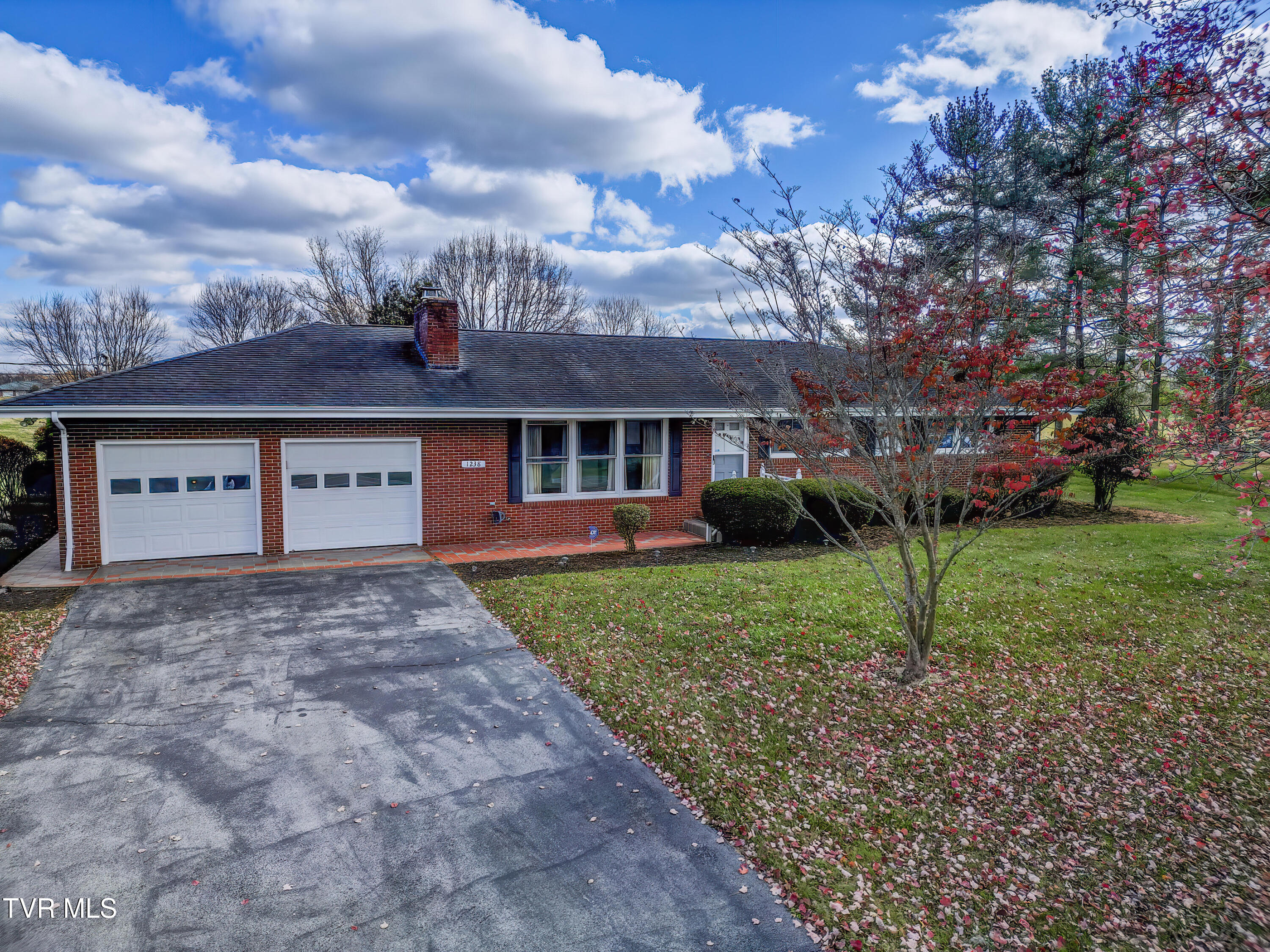 1238 Gray Station Road Gray, TN 37615 - Photo 1 of 51 1238 Gray Station (1)