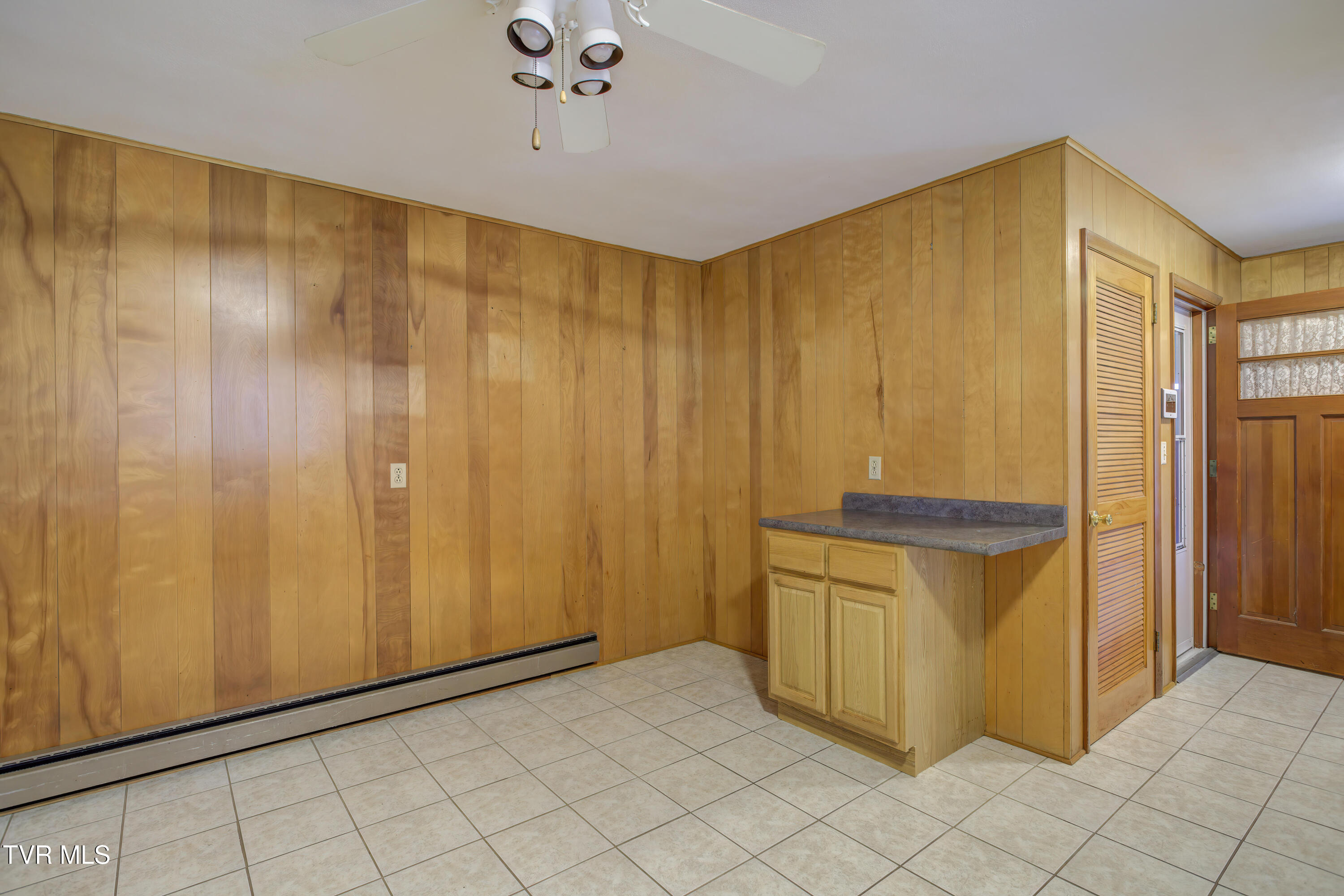 1238 Gray Station Road Gray, TN 37615 - Photo 23 of 51 1238 Gray Station (100)