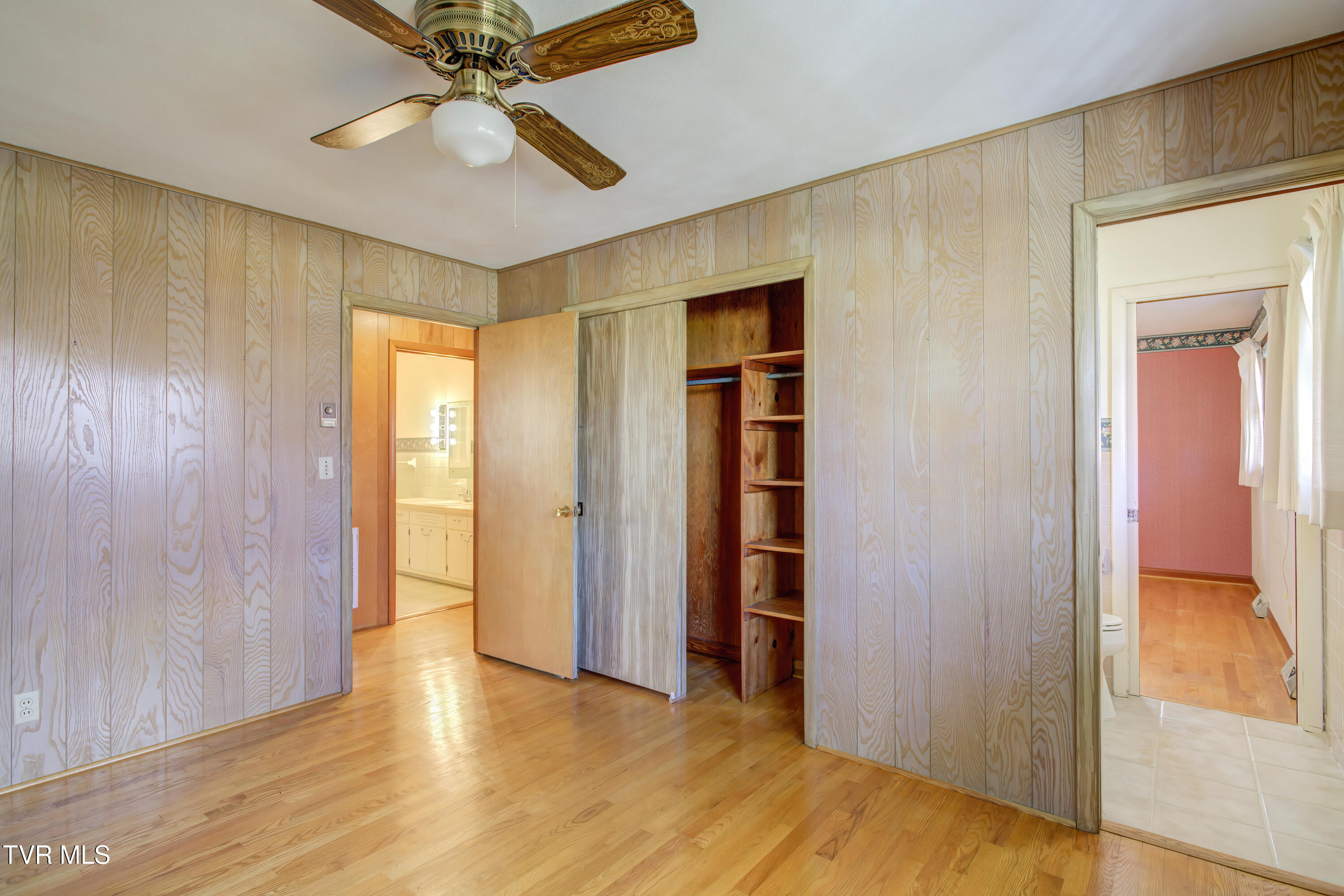 1238 Gray Station Road Gray, TN 37615 - Photo 27 of 51 1238 Gray Station (71)