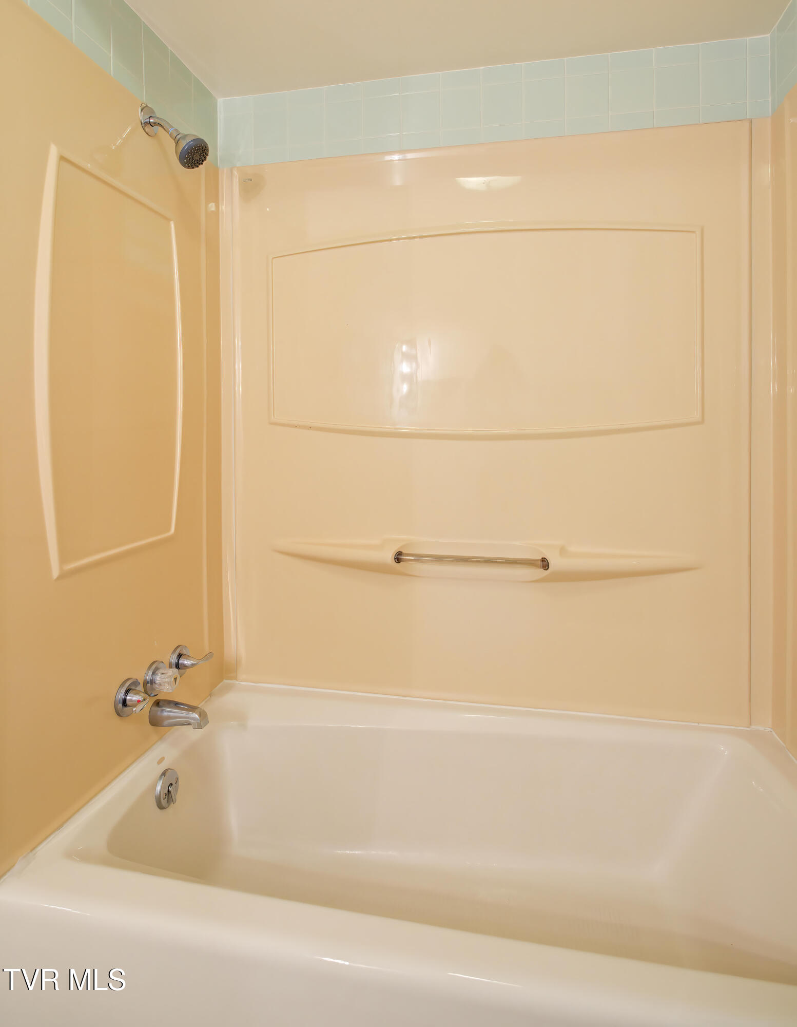 1238 Gray Station Road Gray, TN 37615 - Photo 32 of 51 1238 Gray Station (76)