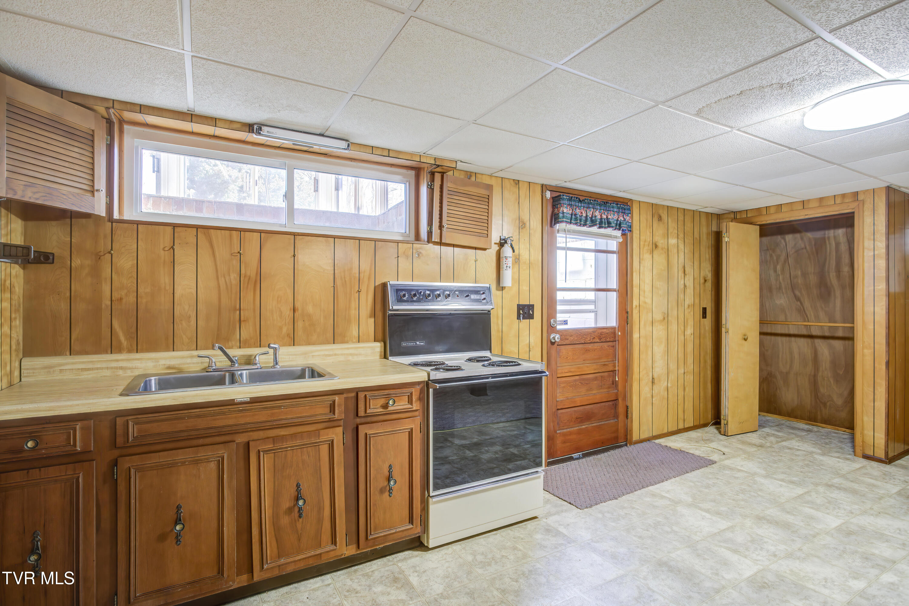 1238 Gray Station Road Gray, TN 37615 - Photo 42 of 51 1238 Gray Station (90)