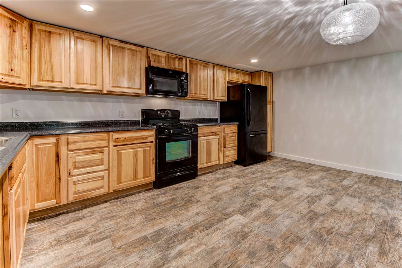 291 Cottage Street Bethlehem, NH 03574 - Photo 29 of 40 Gallery Image 29