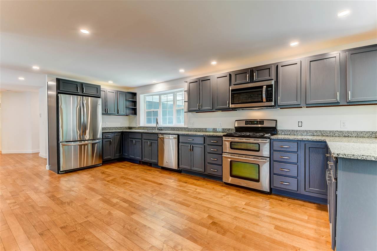 291 Cottage Street Bethlehem, NH 03574 - Photo 6 of 40 Gallery Image 6