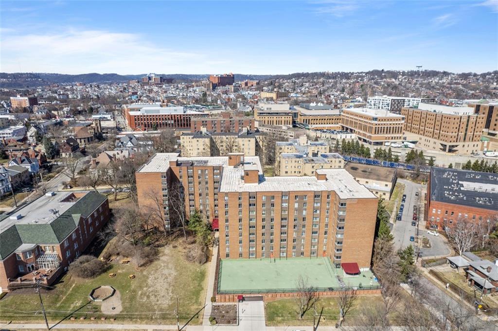 5 Bayard Road, Unit 121 Pittsburgh, PA 15213 - Photo 24 of 24 Amberson Towers provides a modern and convenient living experience in one of Pittsburgh's most desirable neighborhoods, making it an appealing option for those seeking upscale urban living.