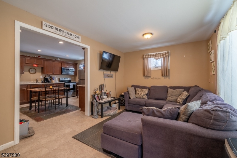 6 Pine Street East Vernon, NJ 07422 - Photo 6 of 27