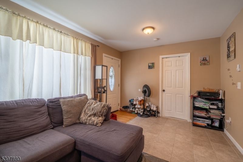 6 Pine Street East Vernon, NJ 07422 - Photo 8 of 27