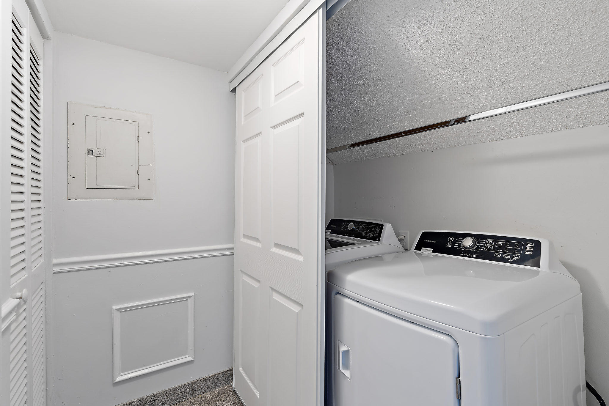 1906 Mainsail Circle Jupiter, FL 33477 - Photo 15 of 34 a utility room with dryer and washer